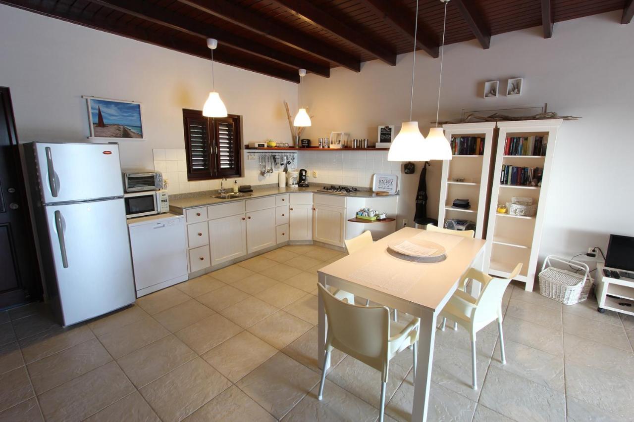 Kas Hoi In Sabalpalm Villas Кралендижк Екстериор снимка