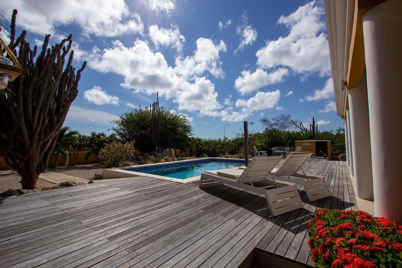 Kas Hoi In Sabalpalm Villas Кралендижк Екстериор снимка